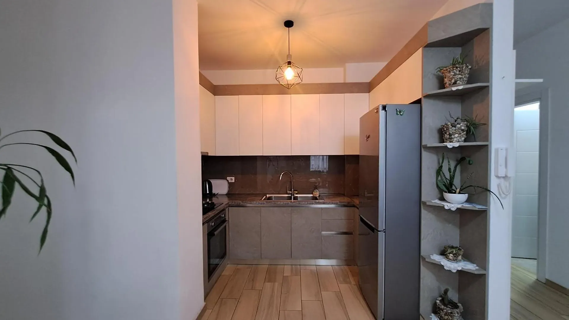 Appartamento Lux, Don Bosko 地拉那 公寓